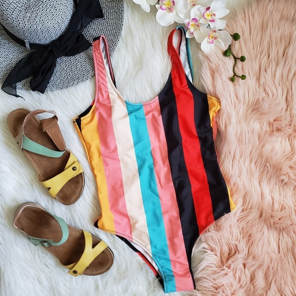The Posh Panda Other - 🔴5/$25 🎉HP🎉Striped One Piece Swim Suit